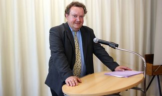 Prof. Dr. Bernhard Kalicki vom Deutschen Jugendinstitut München hielt den Festvortrag beim 50-jährigen Jubiläum der Evangelischen Fachschule für Sozialpädagogik Reutlingen.